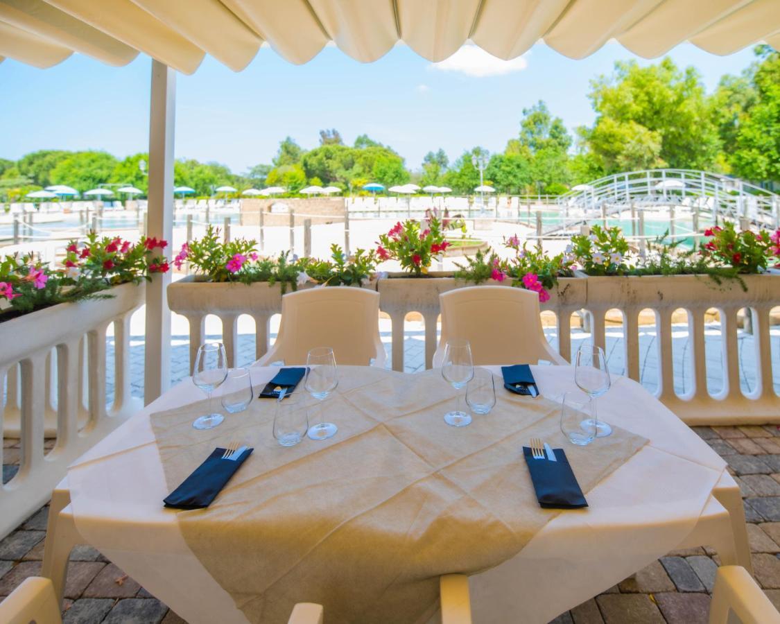 Camping Le Palme Marina Di Bibbona Exterior photo