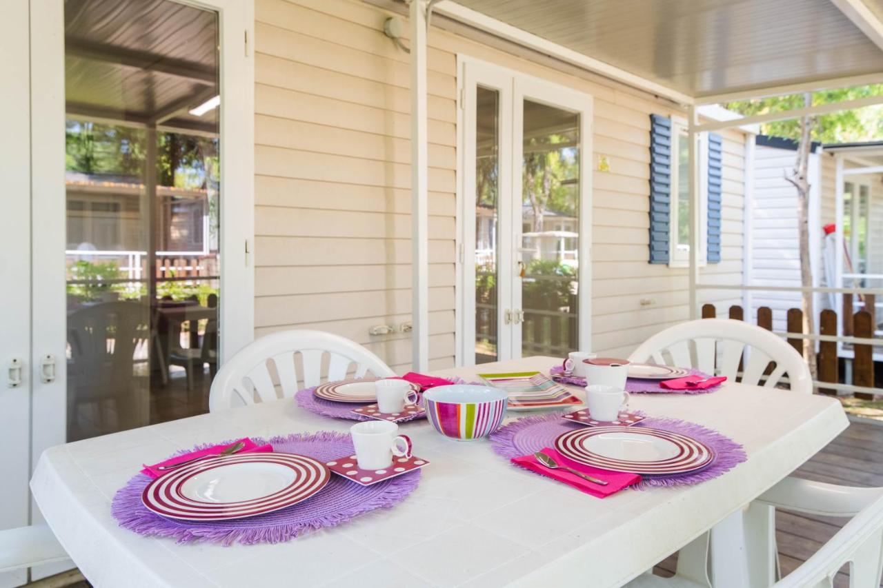 Camping Le Palme Marina Di Bibbona Exterior photo